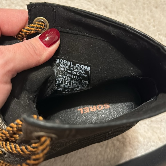 EUC Sorel 1964 Premium Wedge Booties Elk Grey Faux Snakeskin Waterproof Leather - Picture 9 of 9